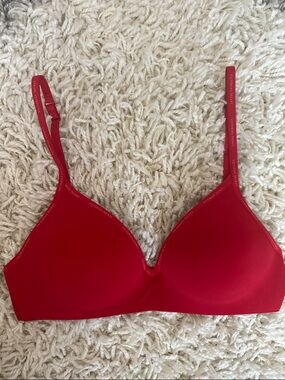 Victoria's Secret Red Wireless T-Shirt Bra